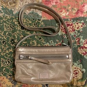 Fossil Crossbody ✨